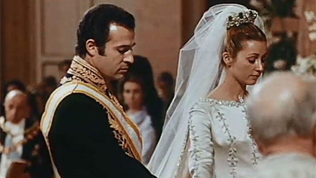 Suárez decidió no retransmitir la boda de Alfonso de Borbón y Carmen Martínez Bordiú