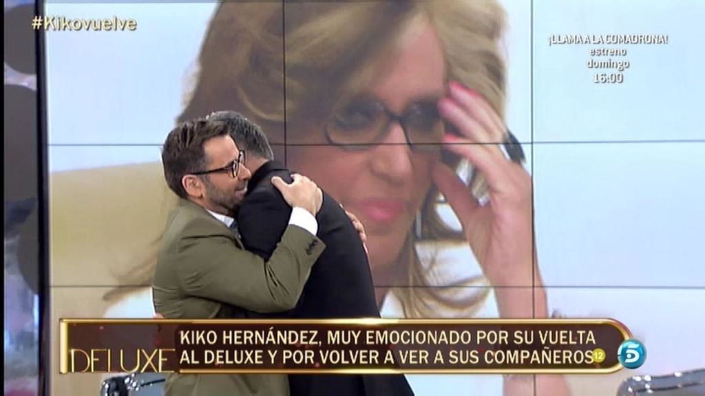 El colaborador se rencuentra con sus compañeros