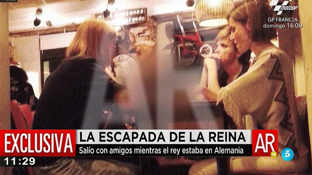 Doña Letizia, de cañas por Malasaña