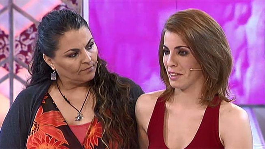 La frialdad de la madre de Carme con su hija sorprende a los estilistas