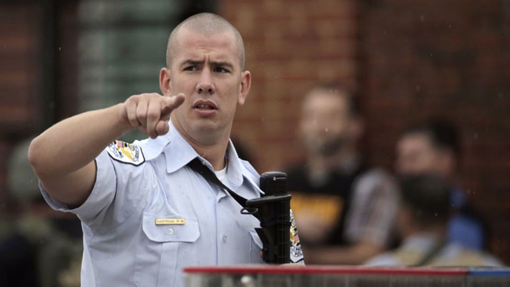 Cuatro muerto en un tiroteo en el edificio de la Marina de EEUU en Washington