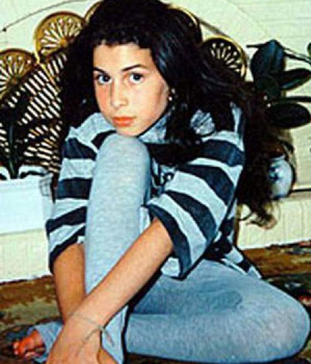 LA CANTANTE AMY WINEHOUSE EN EL AÑO 1990