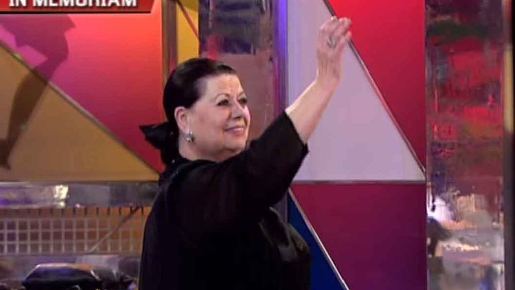 A petición de J.J., se han movido al son de 'Salta la rana', de María del Monte