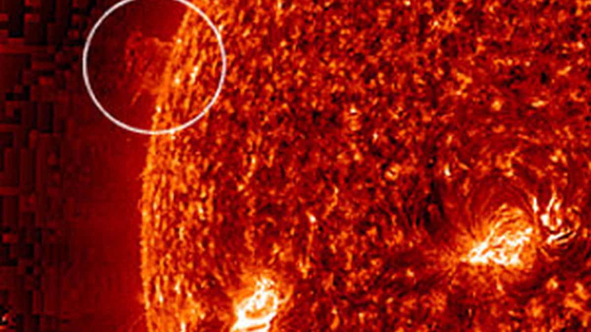 La corona es más de mil veces más caliente que la superficie visible del sol