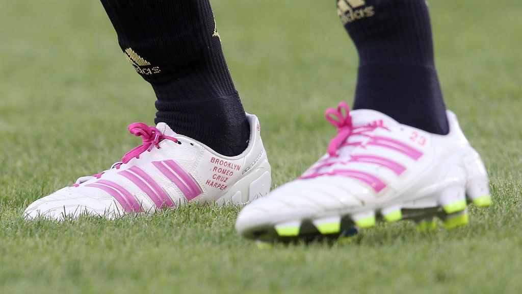 Beckham graba el nombre de su hija en sus botas