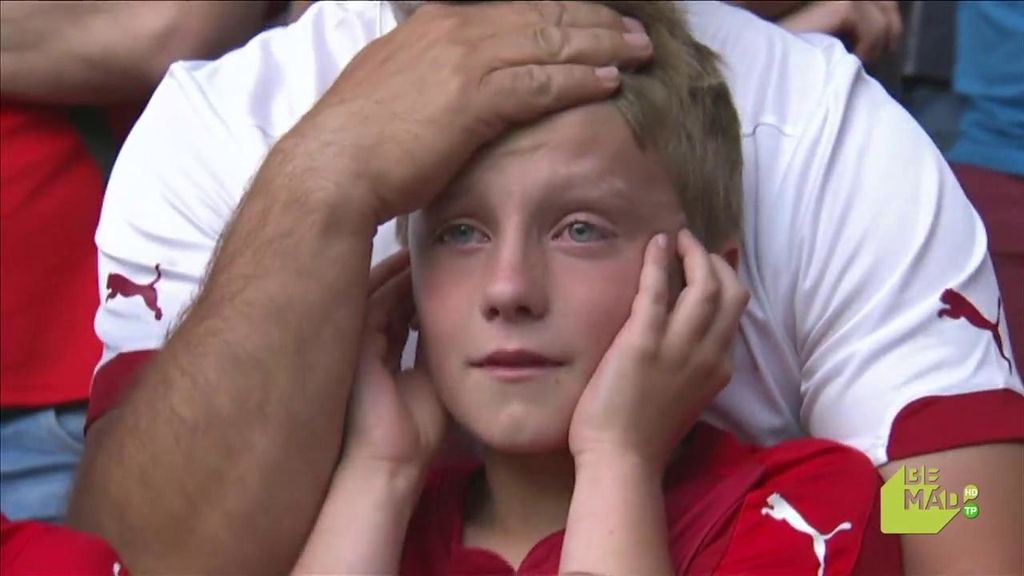 Las lágrimas de emoción de estos niños checos cuando su Selección marcó el penalti