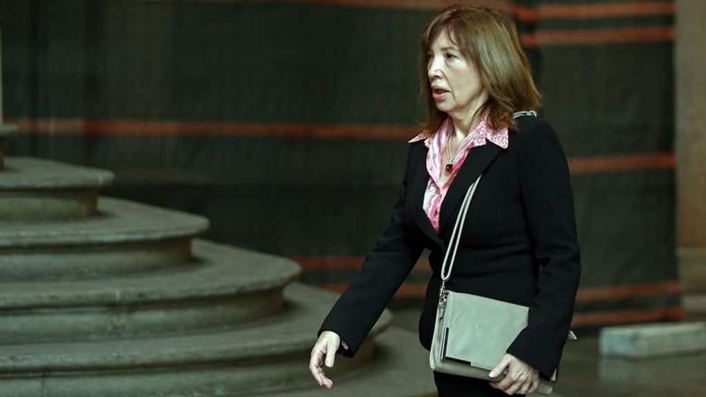 La directora de instituto que no dio las llaves para el 9-N dice que recibió presiones