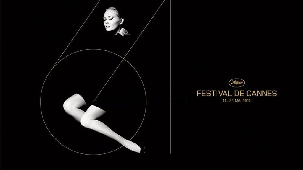 La actriz estadounidense Faye Dunaway es la protagonista del cartel del Festival de Cannes en su próxima edición, que se celebrará entre el 11 y el 22 de mayo próximos, anunciaron hoy los organizadores del evento cinematográfico.Un retrato de Dunaway captado por el fotógrafo y cineasta Jerry Schatzberg en 1970 ha sido elegido para anunciar la edición número 64 del Festival, cuyo jurado este año estará presidido por otro actor emblemático, el también estadounidense Robert de Niro.EFE La actriz estadounidense Faye Dunaway es la protagonista del cartel del Festival de Cannes en su próxima edición, que se celebrará entre el 11 y el 22 de mayo próximos, anunciaron hoy los organizadores del evento cinematográfico.Un retrato de Dunaway captado por el fotógrafo y cineasta Jerry Schatzberg en 1970 ha sido elegido para anunciar la edición número 64 del Festival, cuyo jurado este año estará presidido por otro actor emblemático, el también estadounidense Robert de Niro.EFE