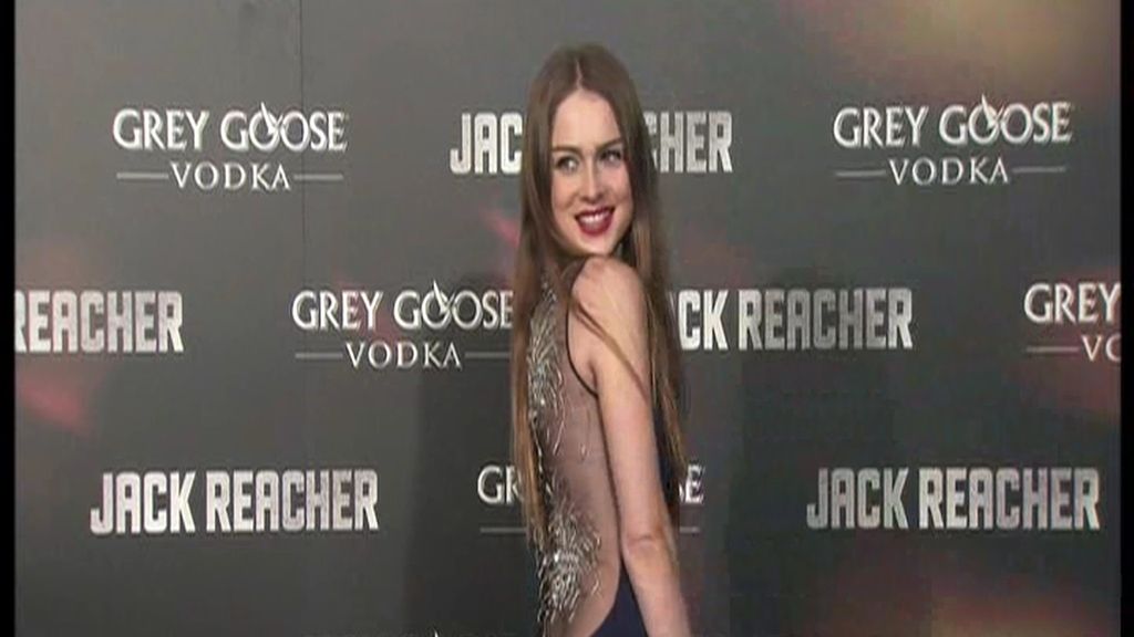 Carla Nieto posó con un vestido espectacular