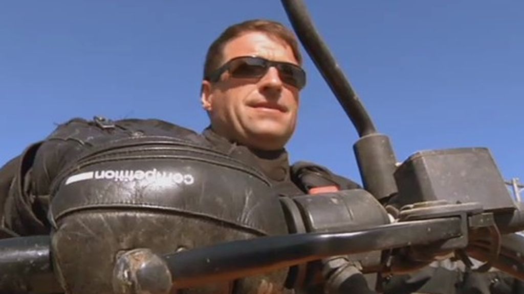 César se considera un hombre fogoso y atrevido, y quiere encontrar una mujer que se complemente a él