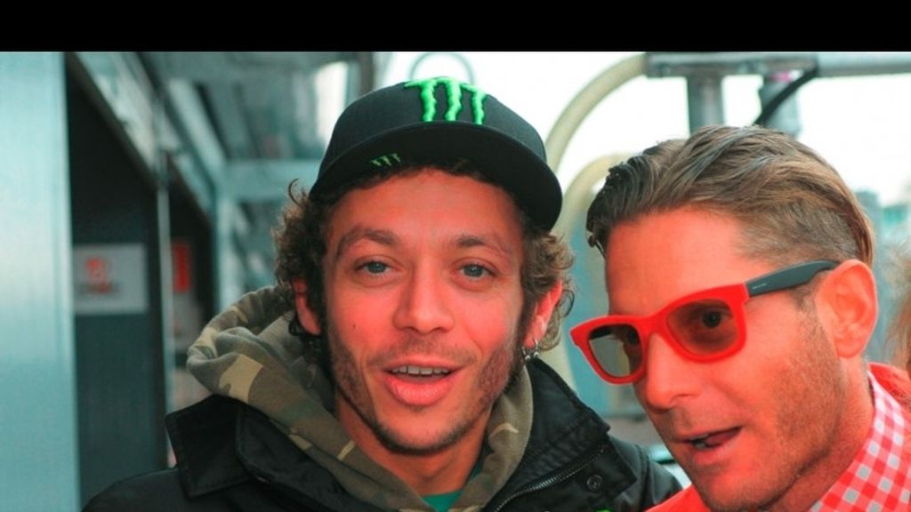 Rossi se divierte en Monza