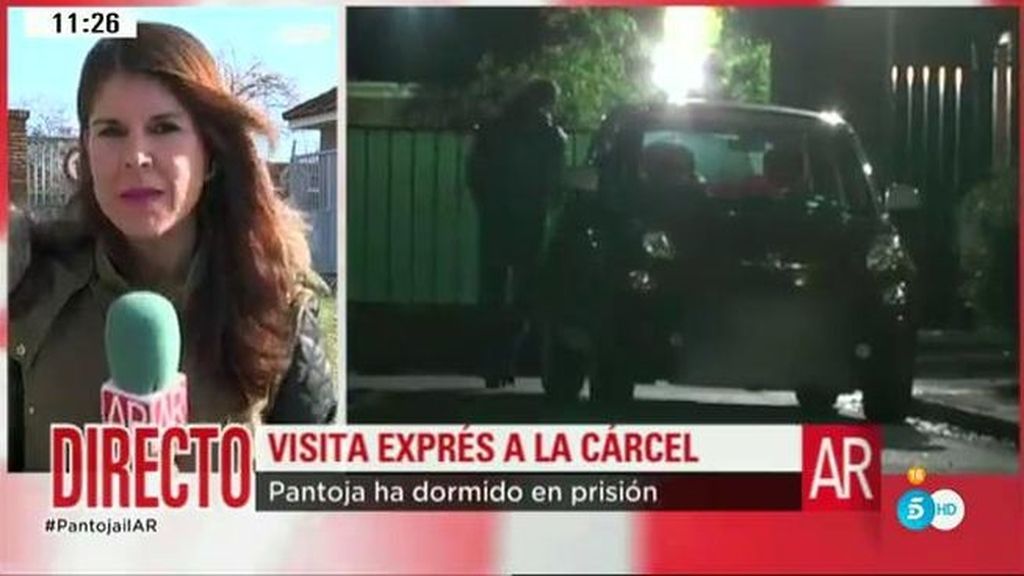 Isabel Pantoja sale de Alcalá de Guadaíra tras pasar una noche exprés