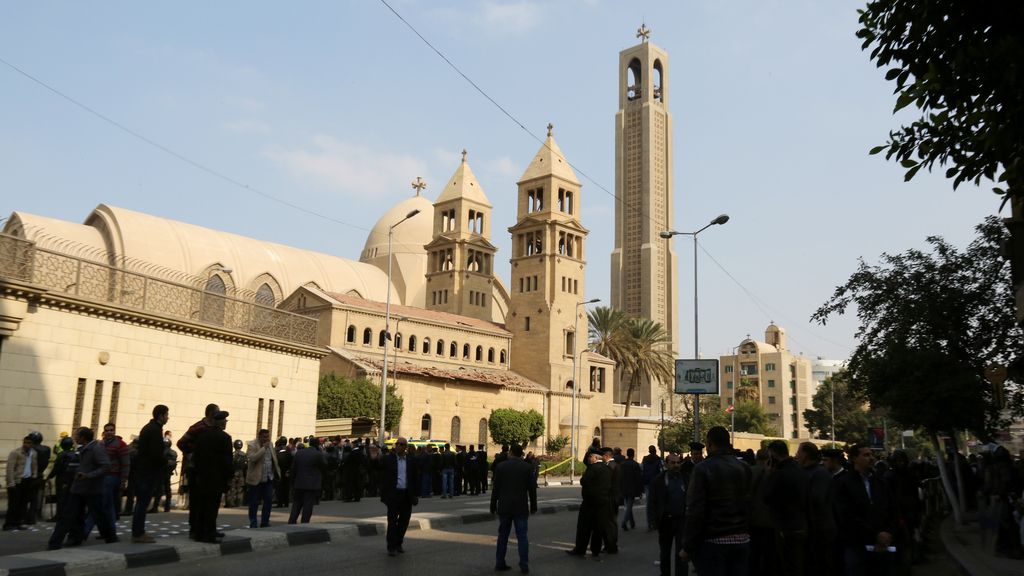 25 muertos y 30 heridos en un atentado bomba en El Cairo
