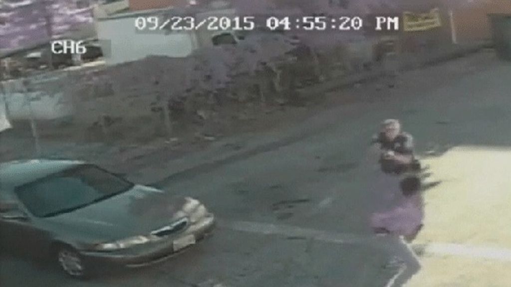 Un policía de Baltimore dispara a bocajarro a un joven negro desarmado