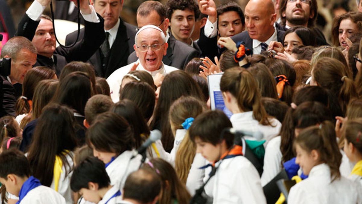 El Papa Francisco dialoga con los jóvenes