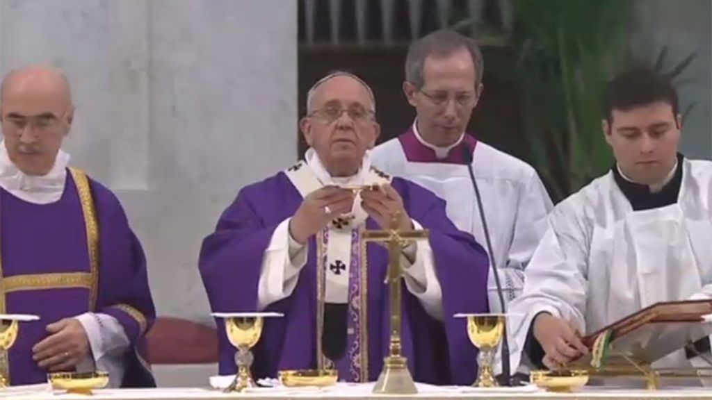 El papa Francisco conmemora los 50 años de la primera misa no en latín