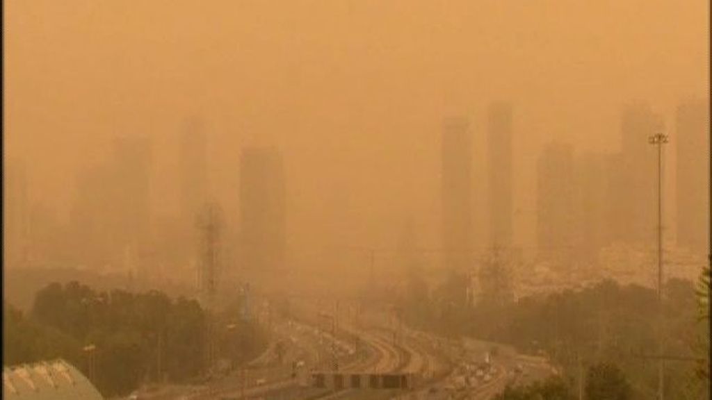Una fuerte tormenta de arena deja 12 muertos a su paso por Líbano y Siria