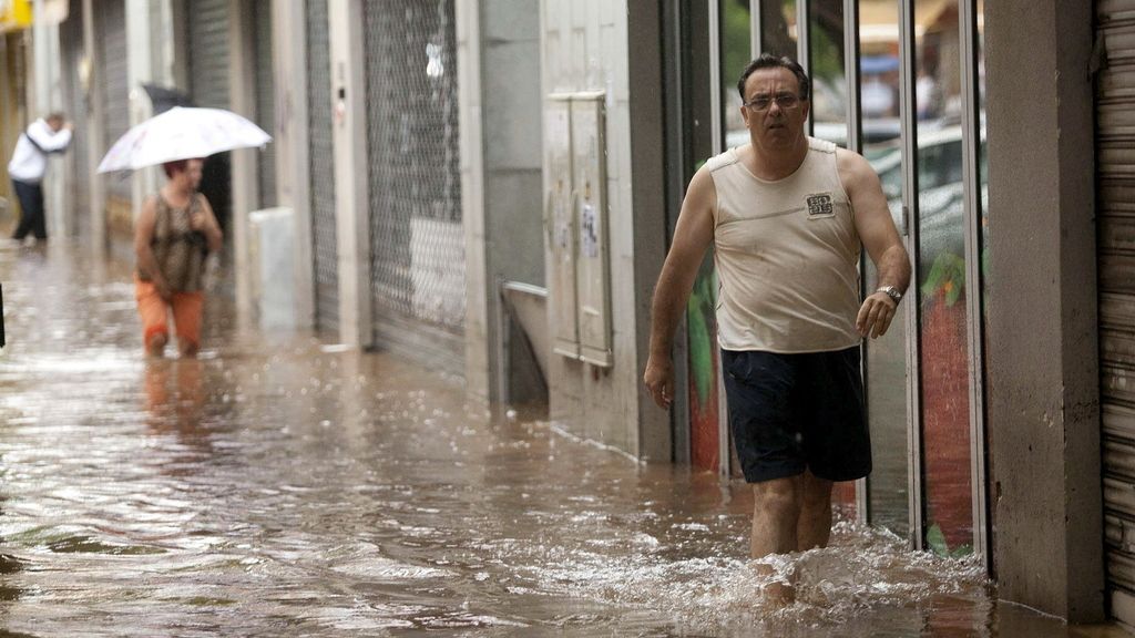 Las fuertes lluvias causan importantes inundaciones en Tenerife