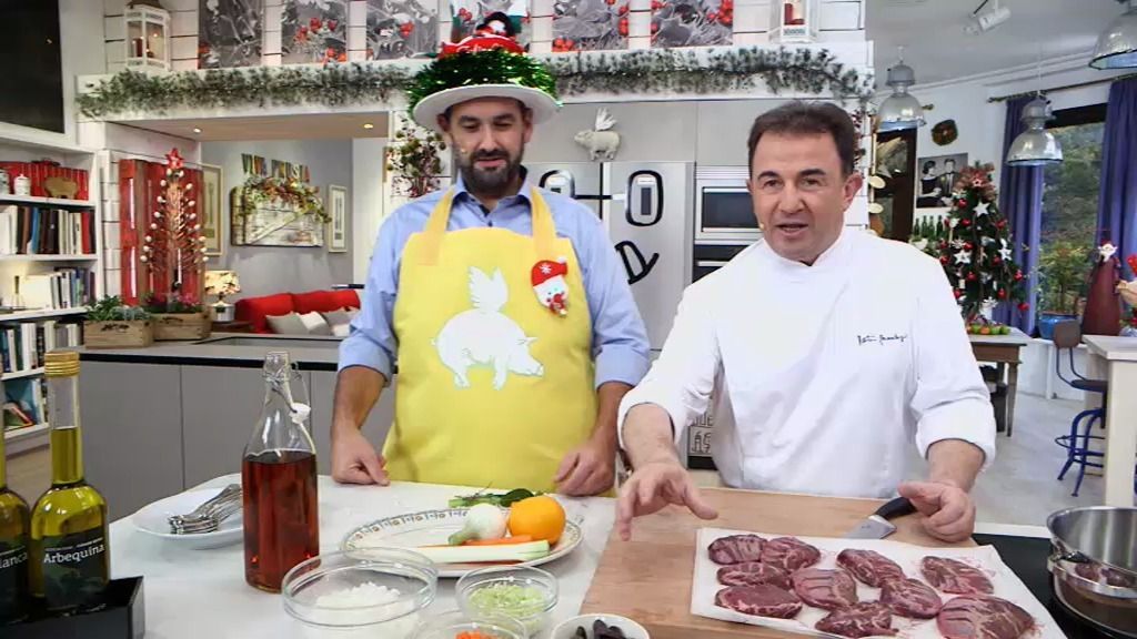 Martín Berasategui y David de Jorge cocinan una carrillada con salsa