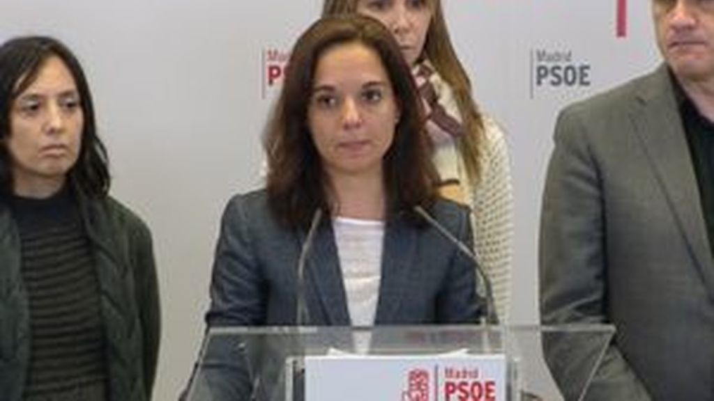 El PSOE de Madrid reclama a Aguirre que deje también su acta como concejala