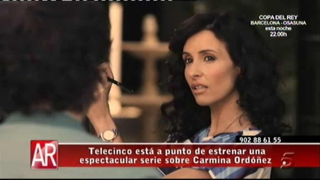 Narra la vida de Carmen desde su niñez hasta convertirse en 'La Divina'