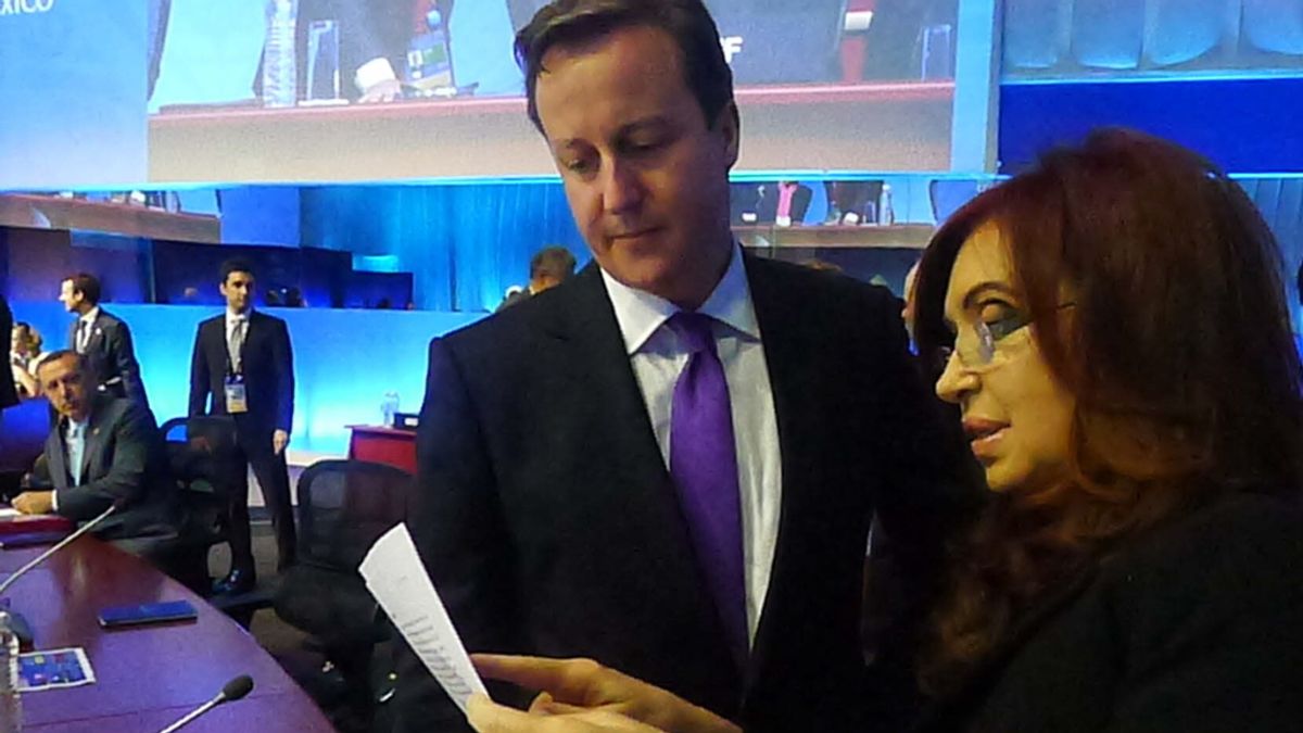Cameron y Kirchner discuten sobre las Malvinas en la cumbre del G20