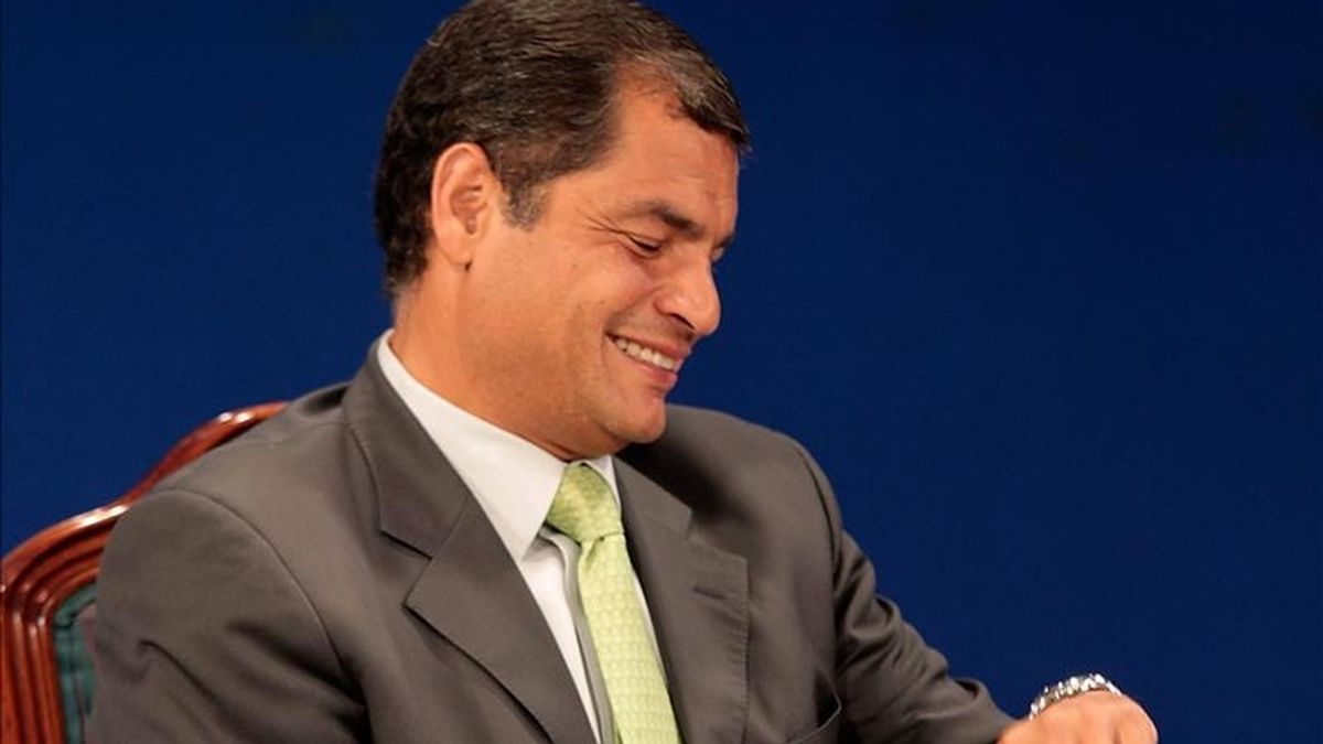 El vicecanciller ecuatoriano enfatizó que es "totalmente falso" que Correa recibiera los fondos de las FARC para su campaña presidencial en 2006, como señala el informe. EFE/Archivo