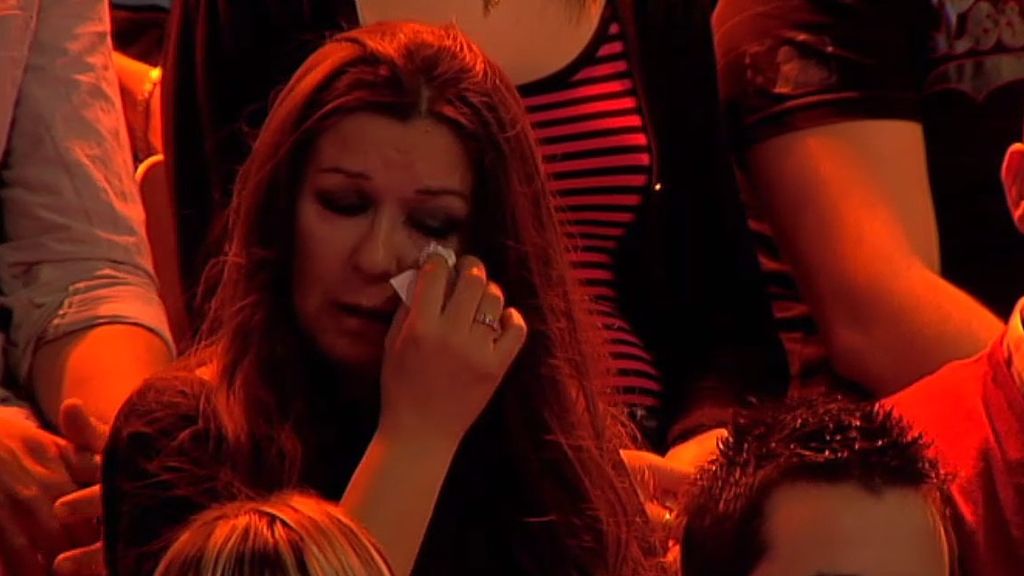 Lágrimas en el plató tras la actuación de Antonia