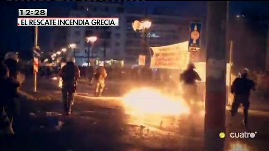 Disturbios en Atenas en una manifestación contra el acuerdo