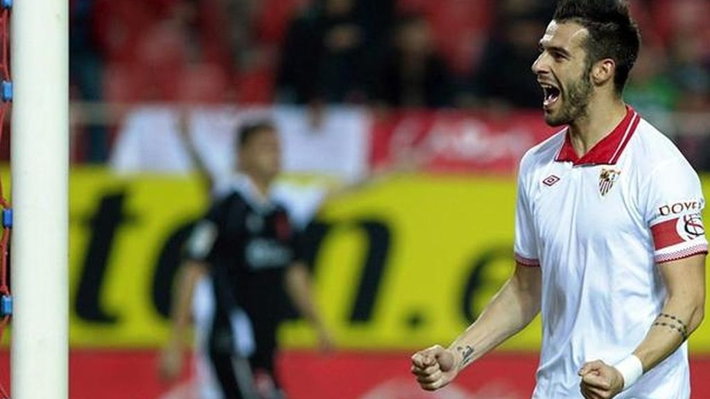 Negredo celebra su gol ante el Granada