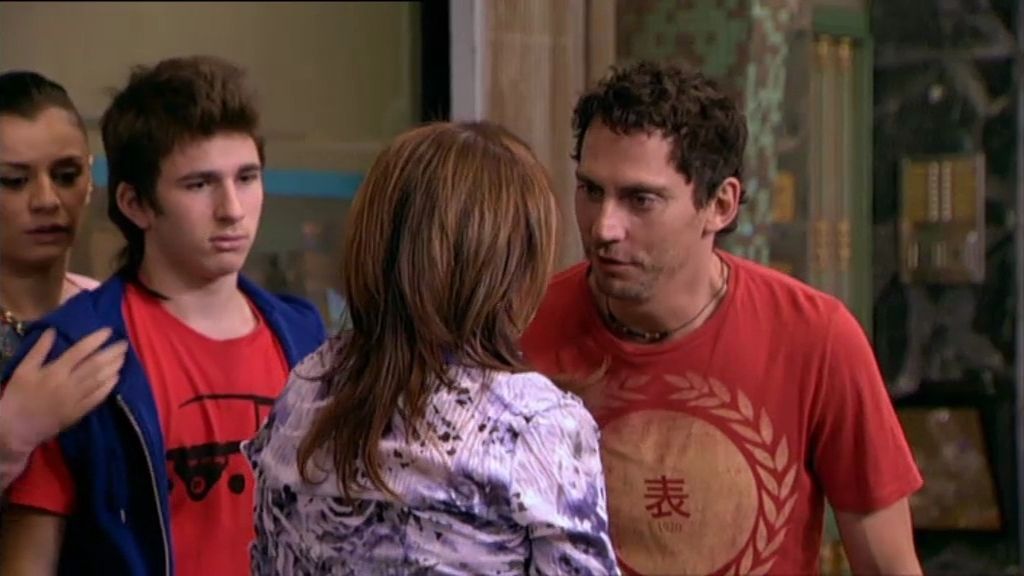 Lágrimas y emoción en la despedida hacia la libertad