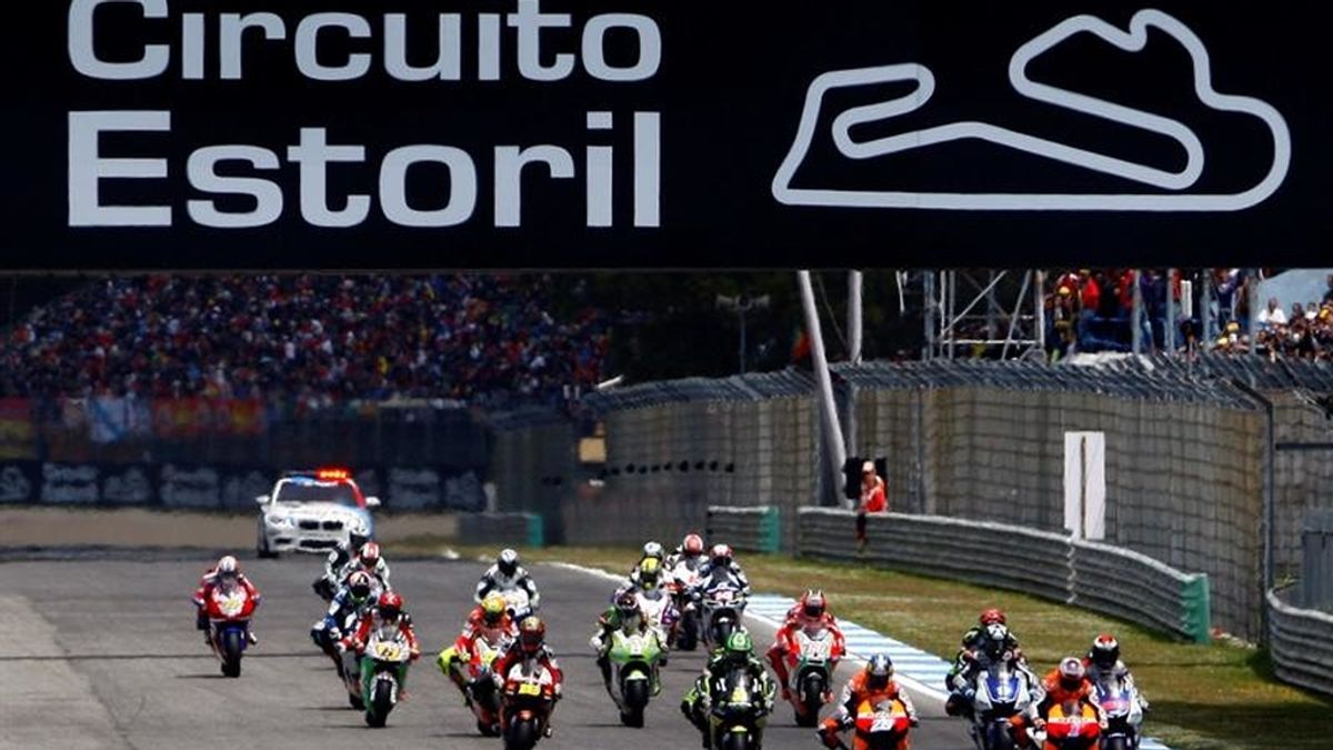 La salida de la carrera de MotoGP en Estoril