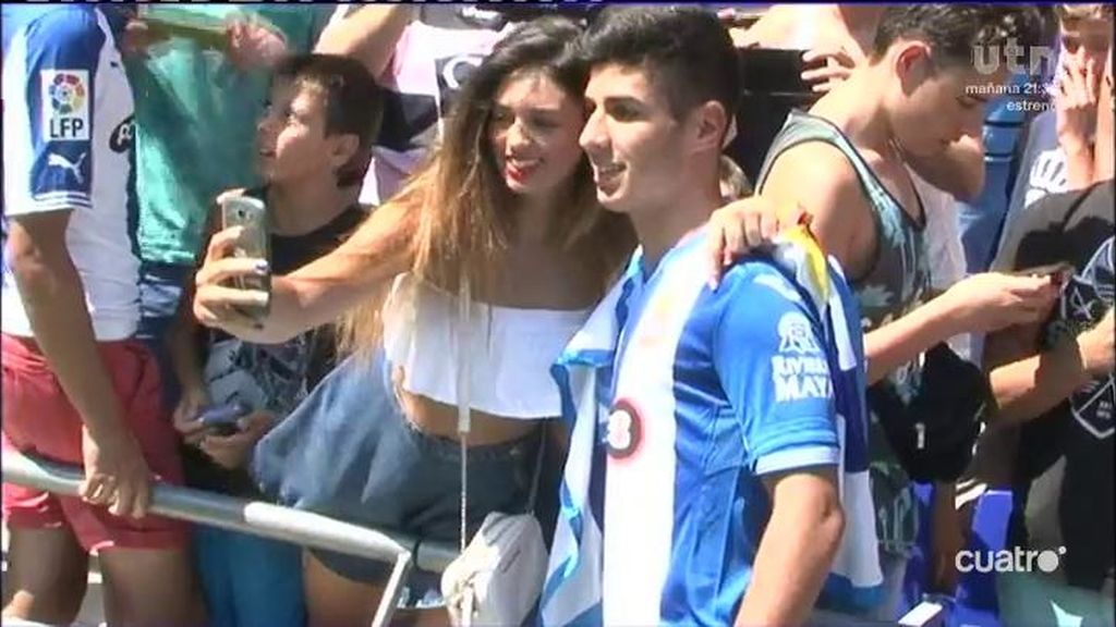 Asensio viste con la camiseta del Espanyol... ¡pero lo querían 16 equipos de Primera!