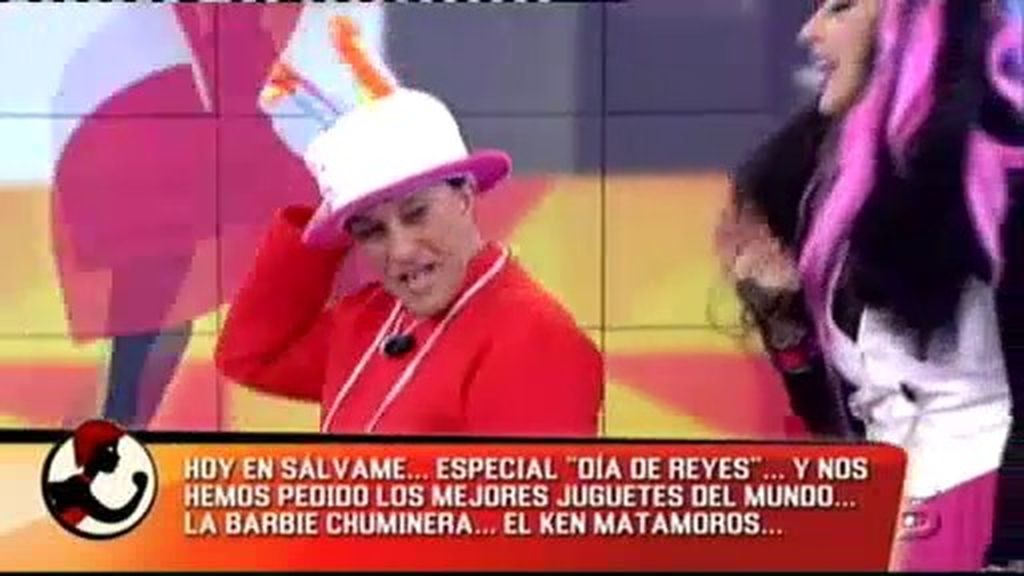 Los colaboradores de 'Sálvame' se disfrazan de juguetes en Reyes