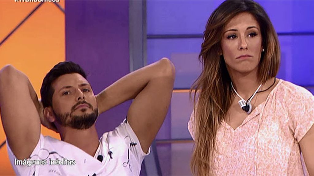 Manu, a Susana: "Si estás pensando que te diga 'quédate' ahí, no te lo puedo decir" Manu, a Susana: "Si estás pensando que te diga 'quédate' ahí, no te lo puedo decir"