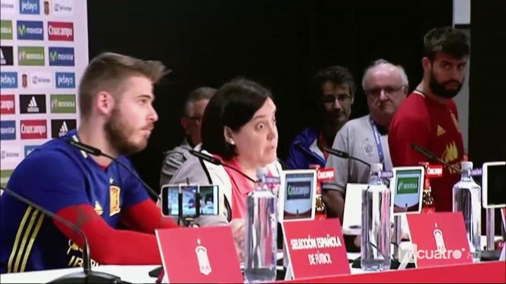 Nervios, incertidumbre y carreras: Así se cocinó la rueda de prensa de De Gea