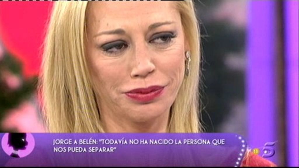 Blén Esteban y Jorge Javíer Vázquez se funden en un abrazo para despejar las dudas sobre su enfrentamiento