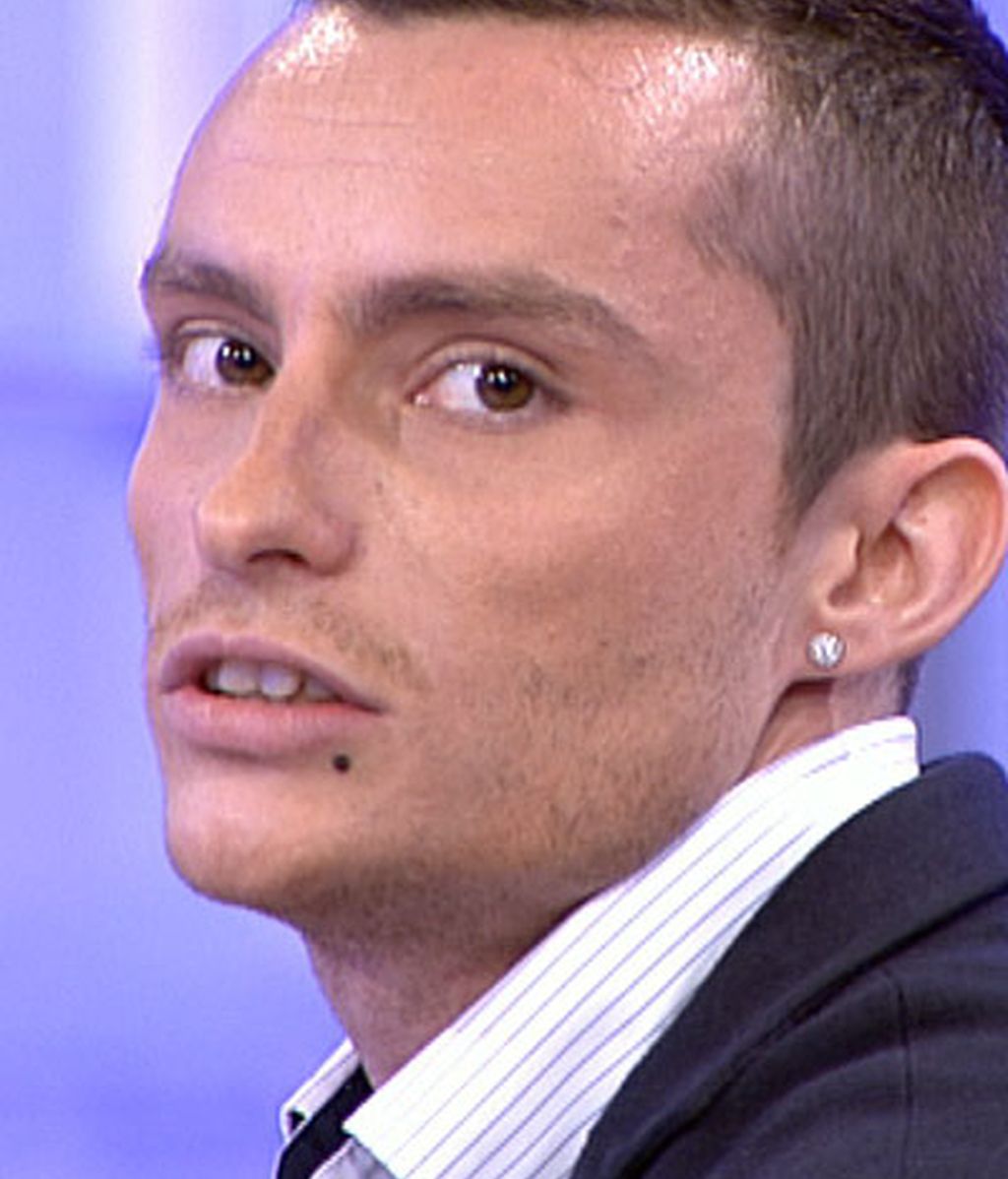 Todos los pretendientes de Niki