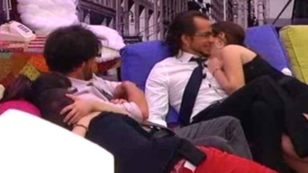 Los dos concursantes se pasaron juntos toda la fiesta