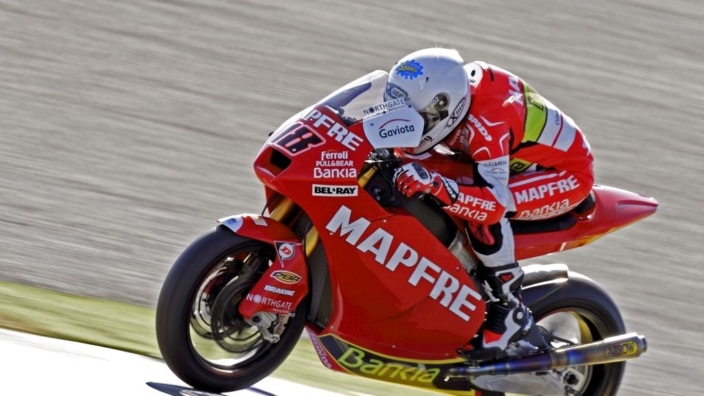 Nico Terol, exprimiendo a 'Rogelia'