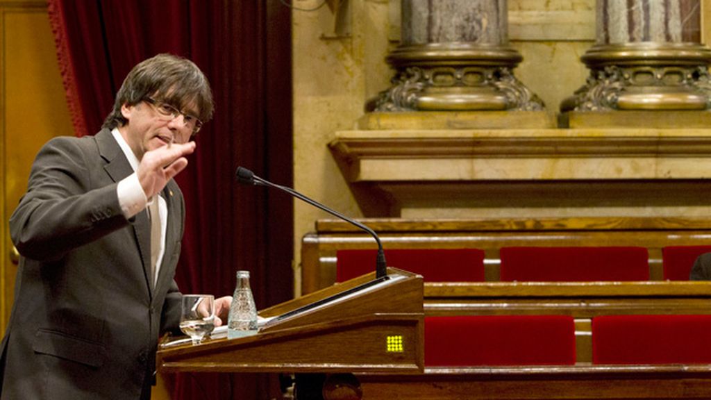 Puigdemont promete situar a los catalanes "a las puertas del nuevo Estado"