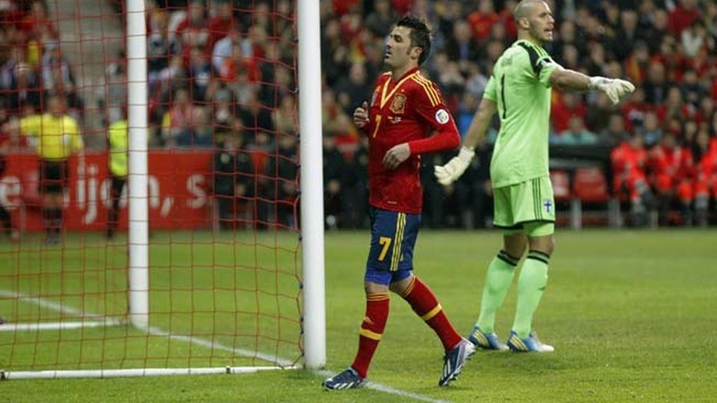 David Villa en el partido que enfrenta a España contra Finlandia