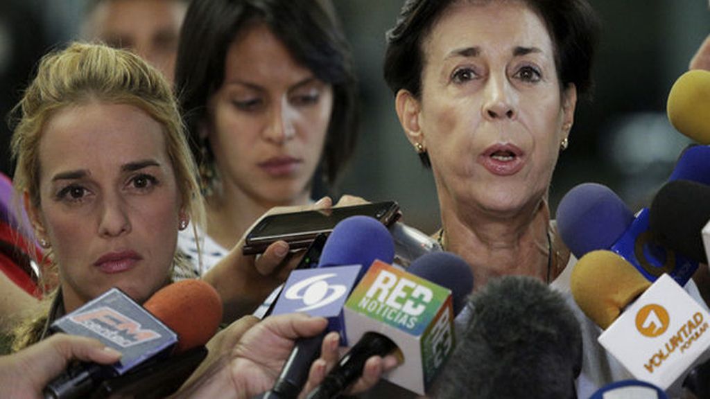Lilian Tintori y la madre de Leopoldo López denuncian abusos al visitarle en la cárcel