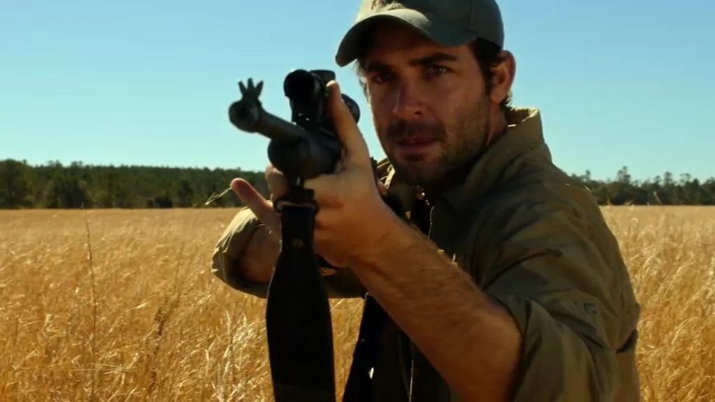 Jackson y Abraham encuentran la furgoneta de los turistas abandonada en la sabana