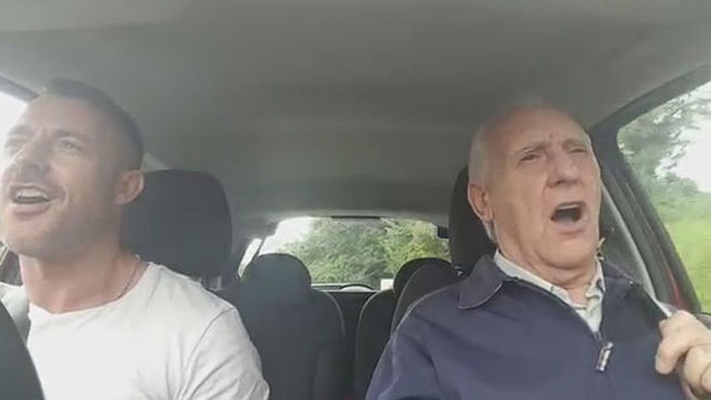 Padre e hijo cantan contra el Alzheimer y consiguen más de 100.000 euros