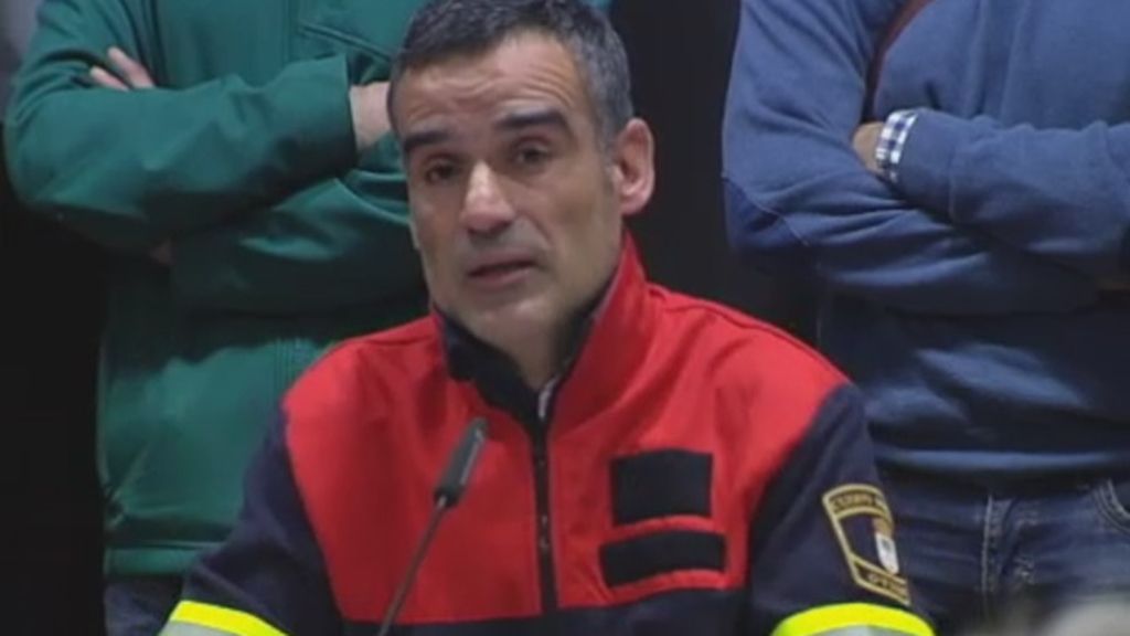 Los bomberos de Oviedo tras el trágico incendio: "Hay falta de agua y personal"