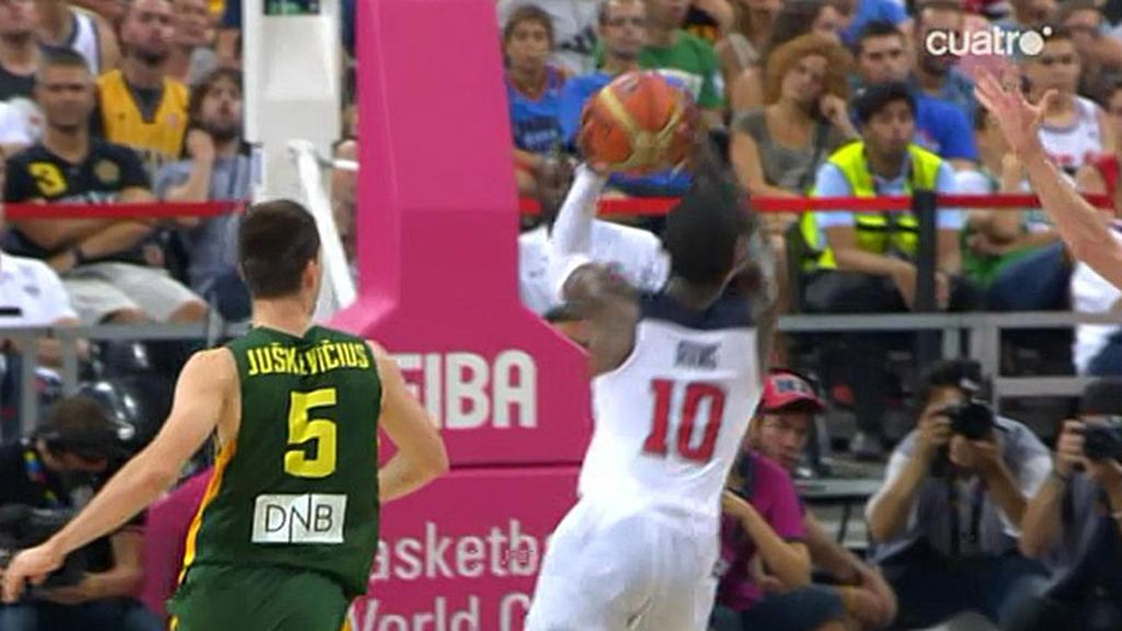 Clinic gratuito de reversos en el Sant Jordi de Kyrie Irving ante Lituania Clinic gratuito de reversos en el Sant Jordi de Kyrie Irving ante Lituania