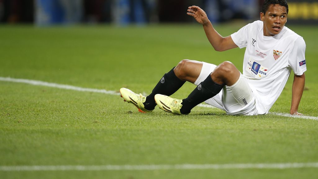 Carlos Bacca: el hombre en el que tiene puestas sus esperanzas la afición del Sevilla