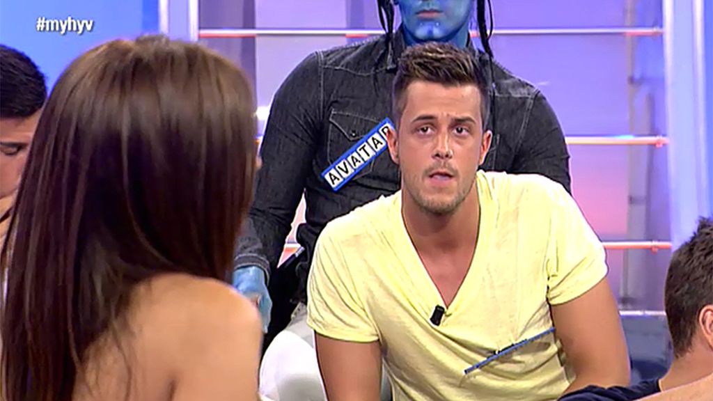 María expulsa a Alberto
