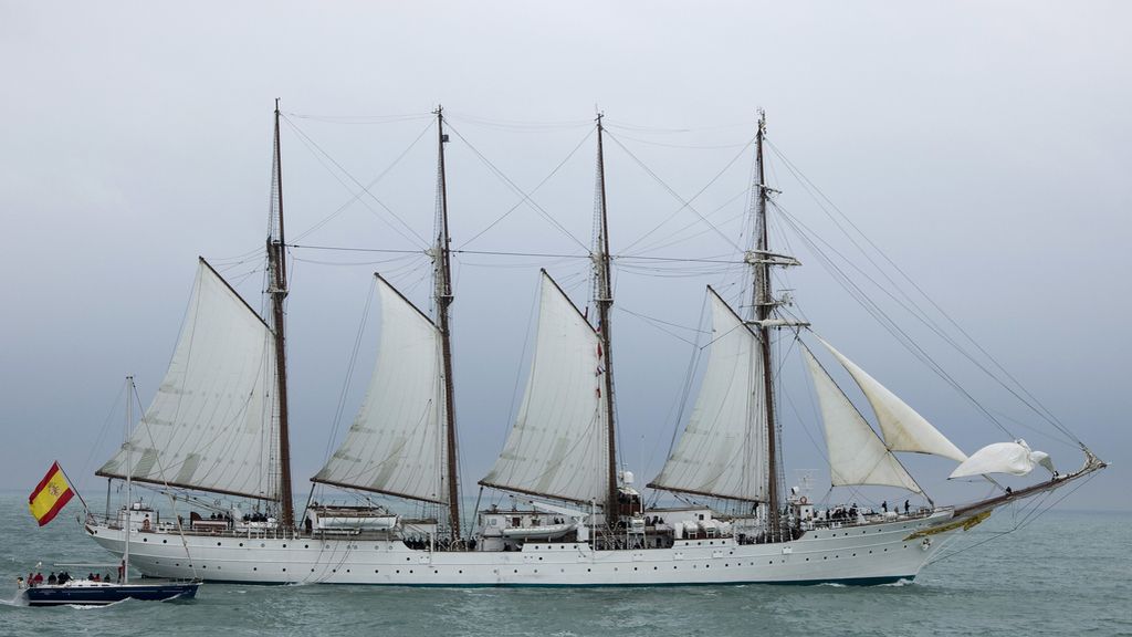 Hallan 127 kilos de cocaína entre las velas de reserva del 'Juan Sebastián Elcano'